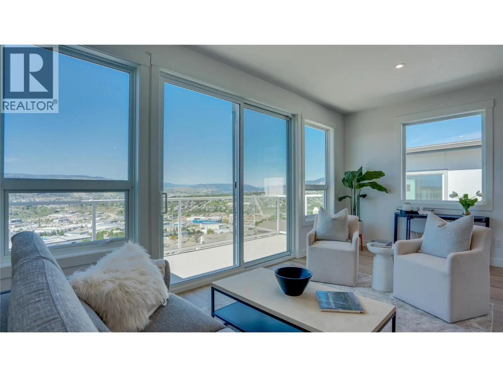 1050 Mt Revelstoke Place Unit# 2
