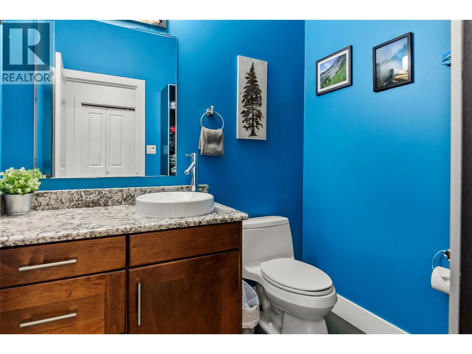 309 1 Street W Unit# 301