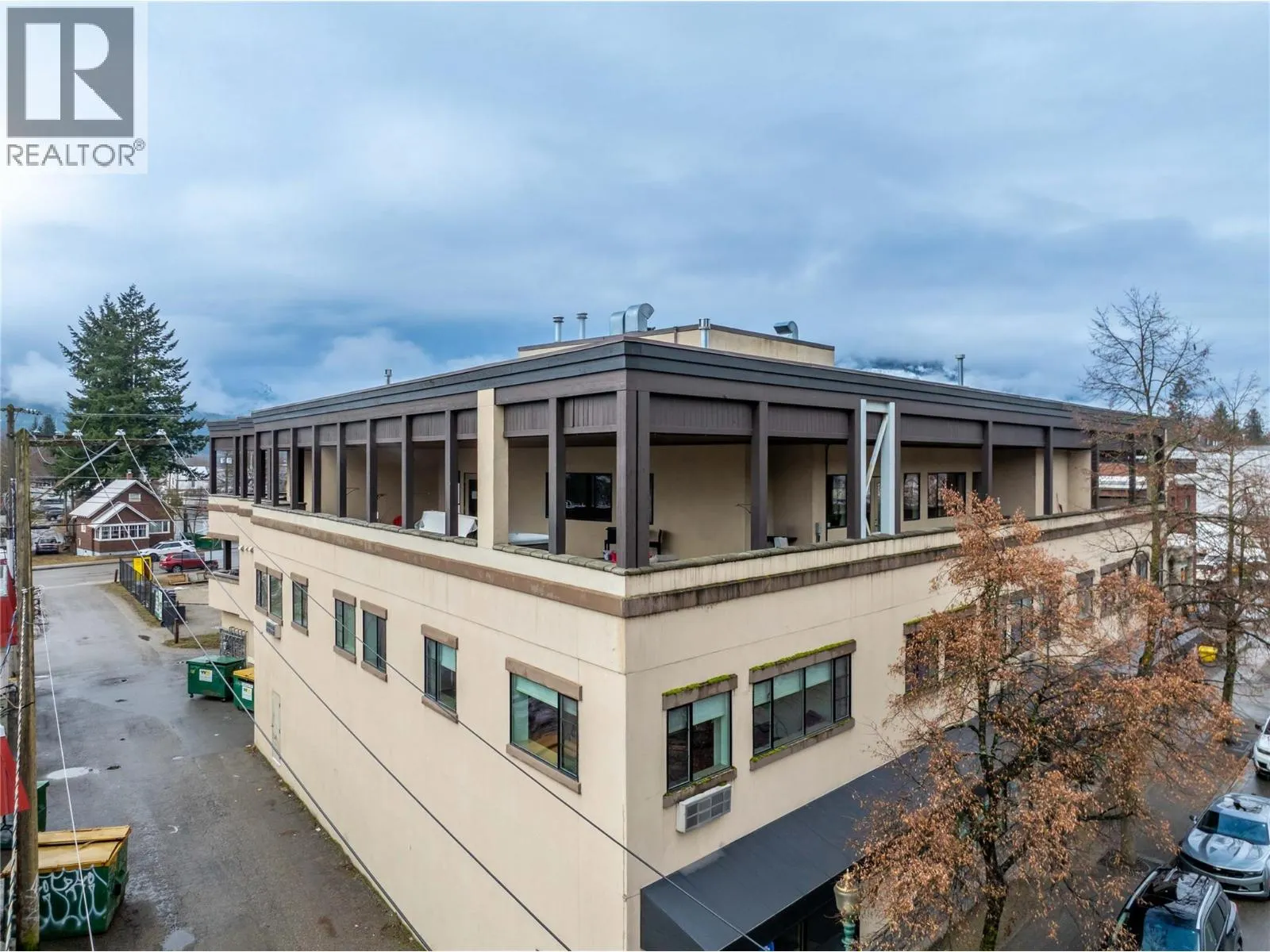 309 1 Street W Unit# 301