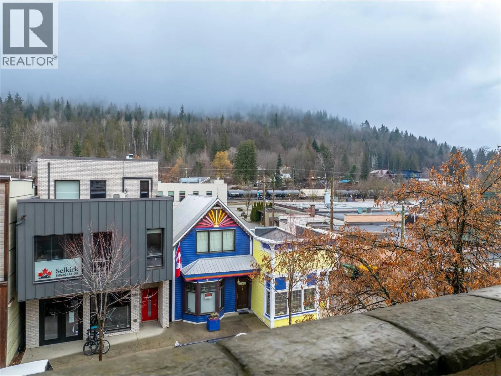 309 1 Street W Unit# 301