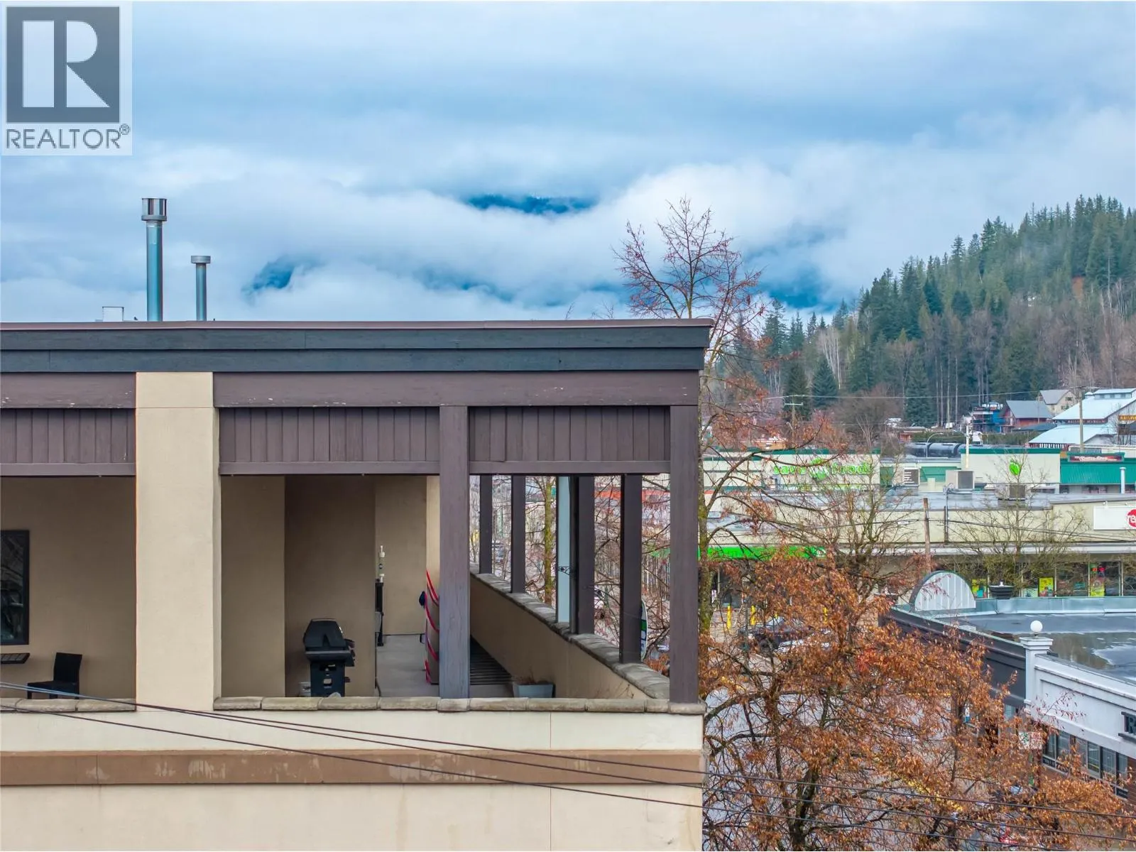 309 1 Street W Unit# 301