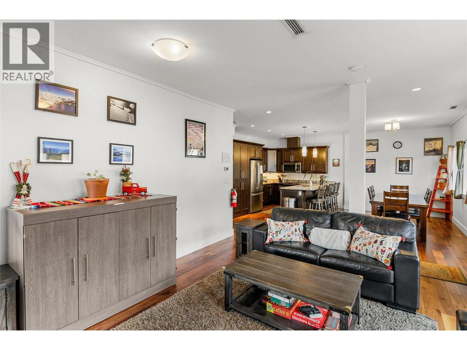 309 1 Street W Unit# 301