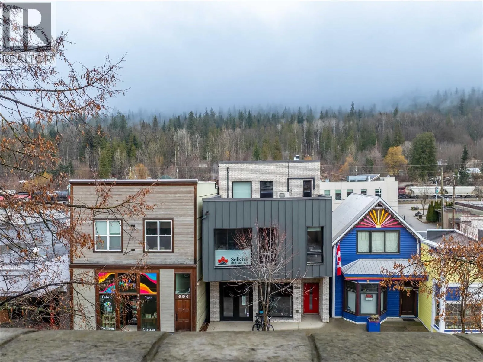 309 1 Street W Unit# 301