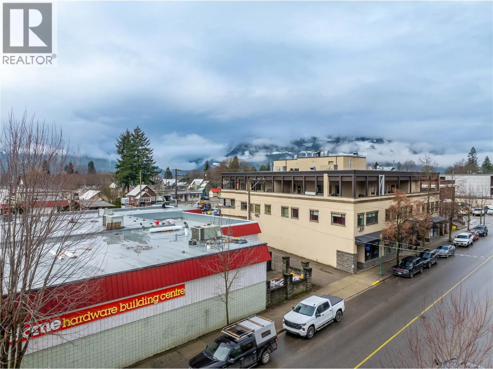 309 1 Street W Unit# 301