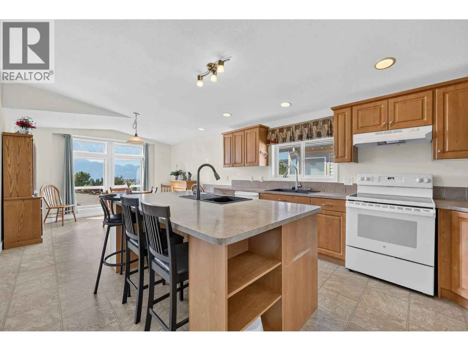2440 Old Okanagan Highway Unit# 1311