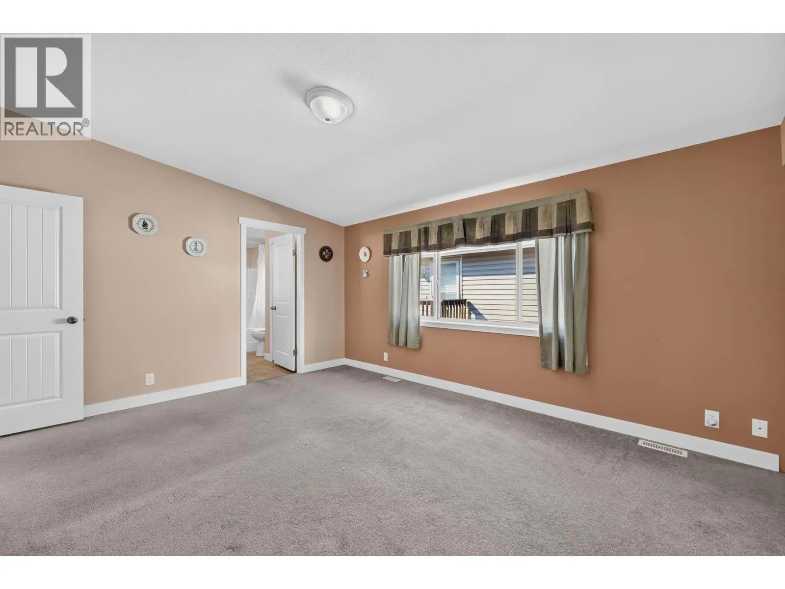 2440 Old Okanagan Highway Unit# 1311