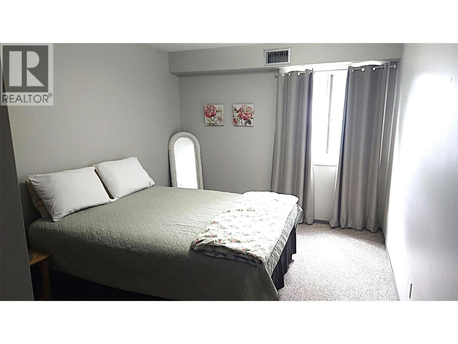 1560 Summit Drive Unit# 335