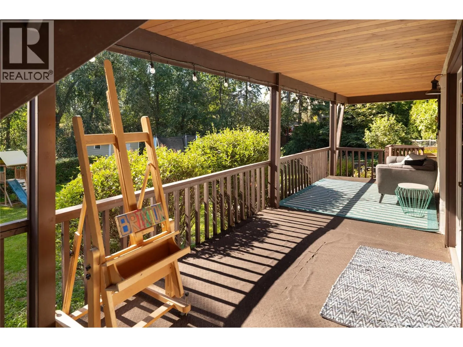 2475 Dunsmuir Road