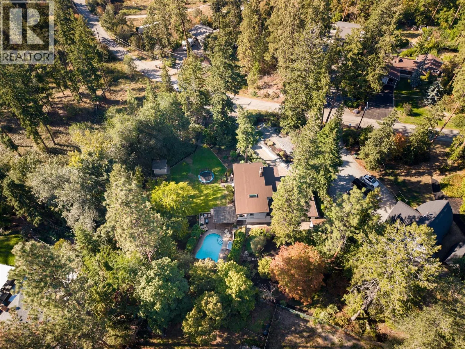 2475 Dunsmuir Road