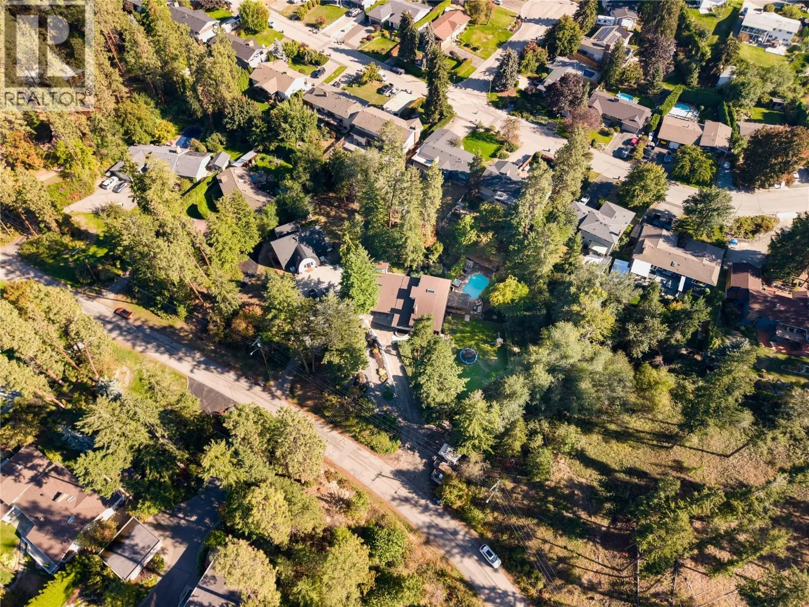 2475 Dunsmuir Road