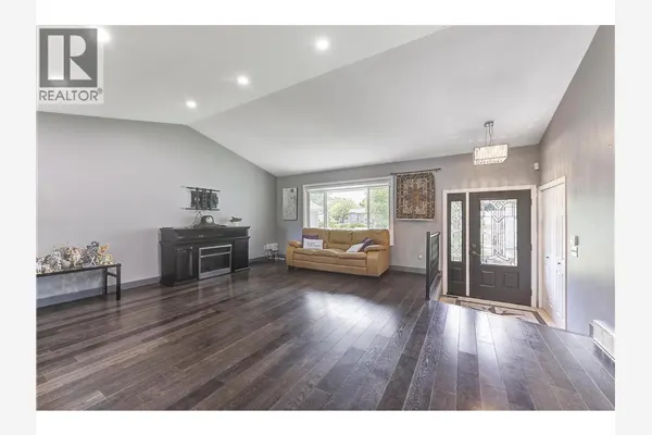 1852 Crossglen Court