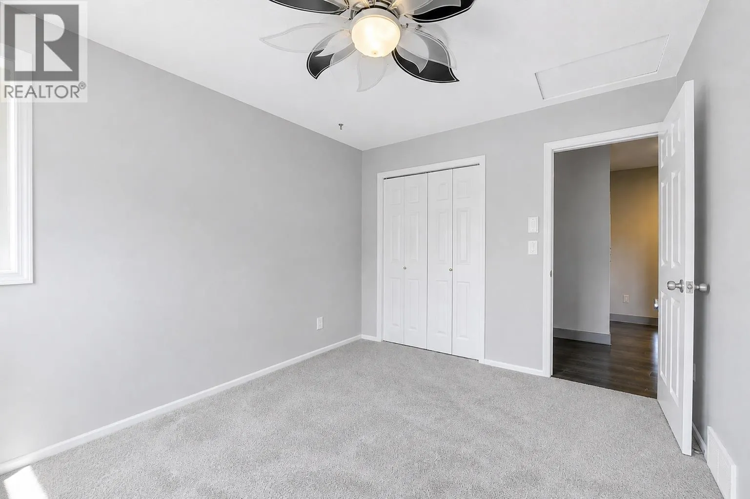 1852 Crossglen Court