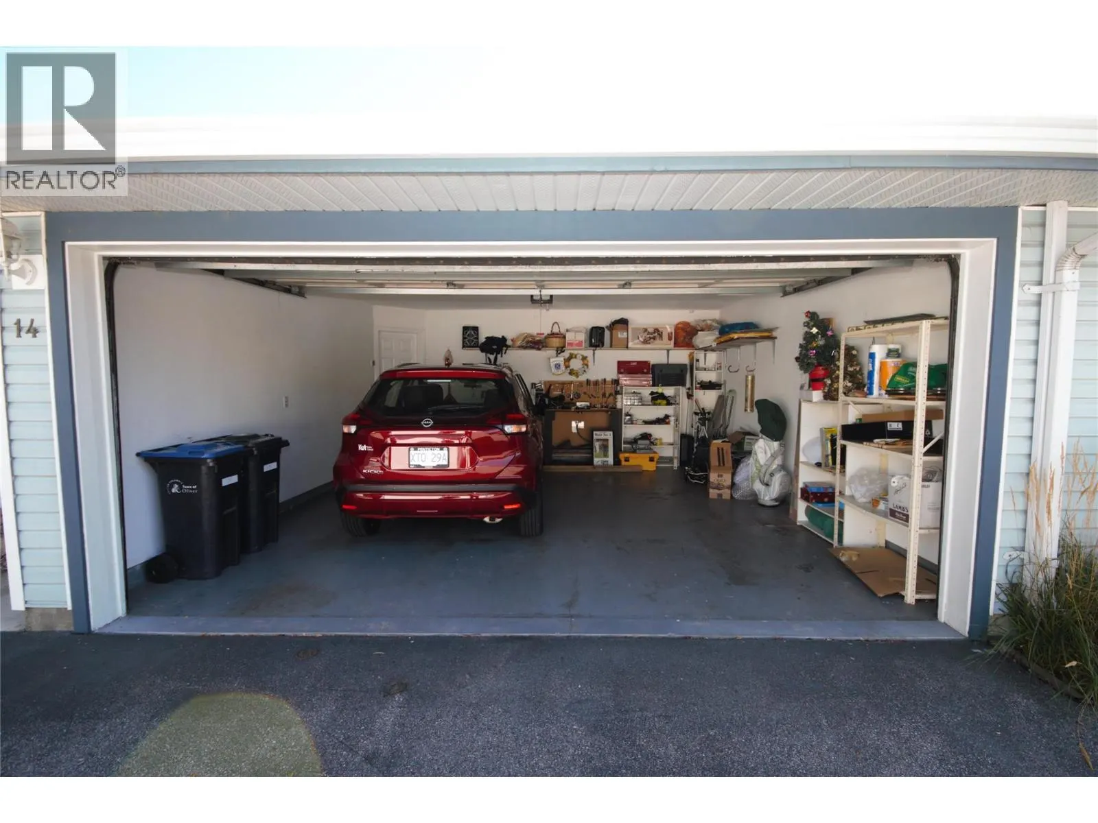 6446 MEADOWS Drive Unit# 14