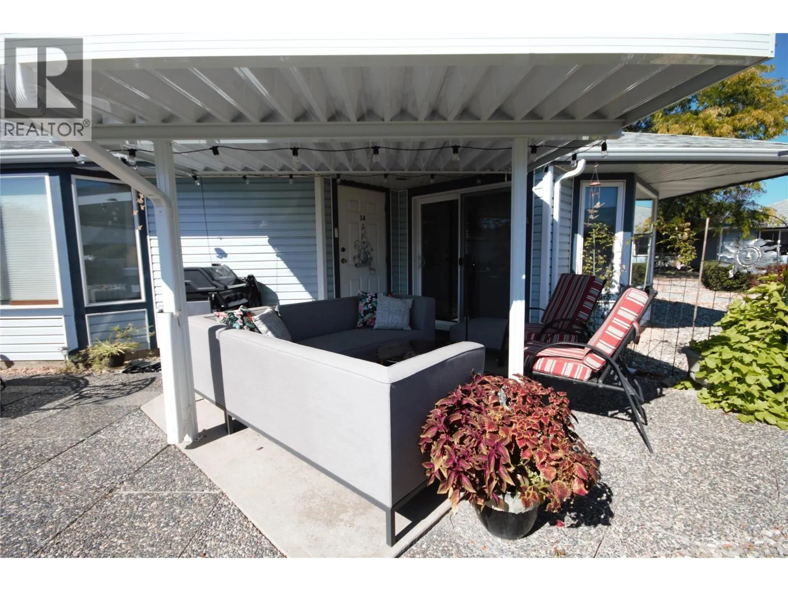 6446 MEADOWS Drive Unit# 14