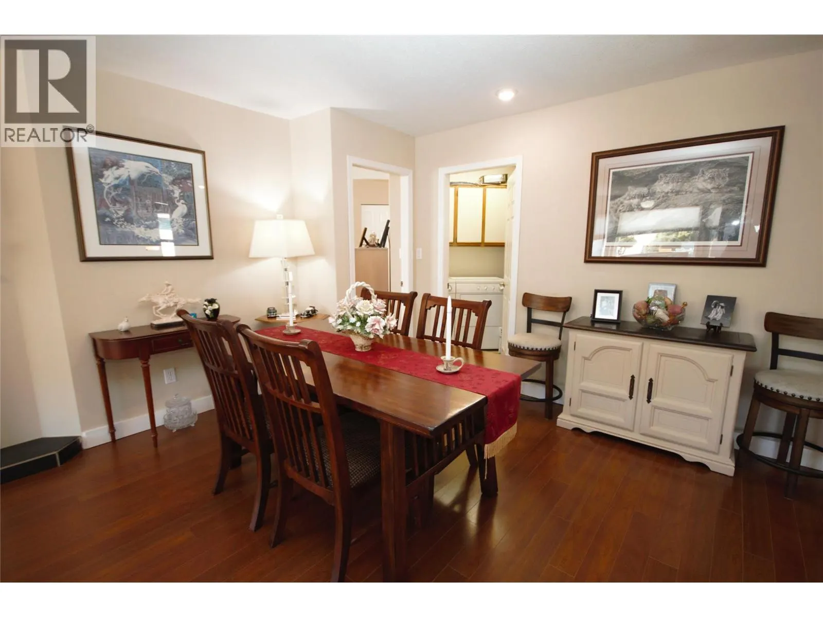 6446 MEADOWS Drive Unit# 14
