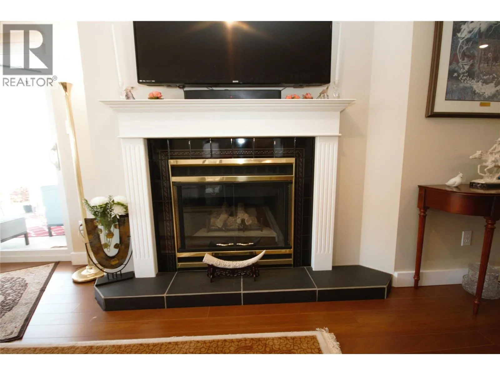 6446 MEADOWS Drive Unit# 14