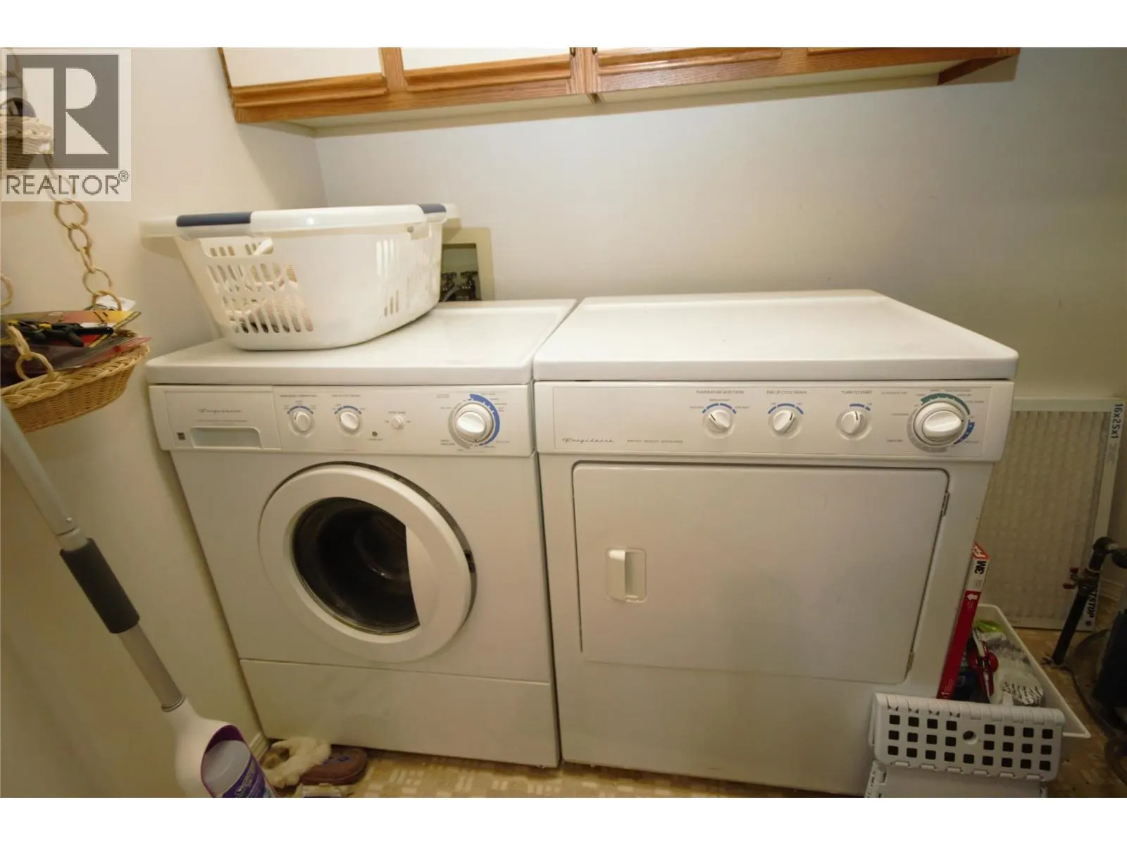 6446 MEADOWS Drive Unit# 14