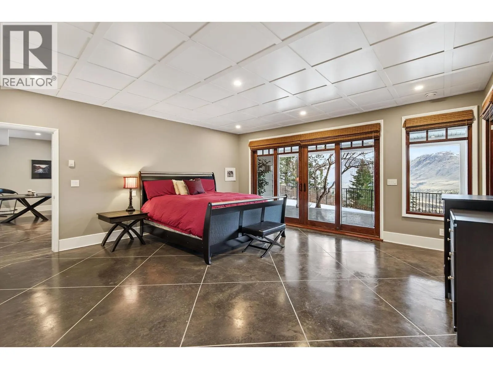 3080 Kicking Horse Drive
