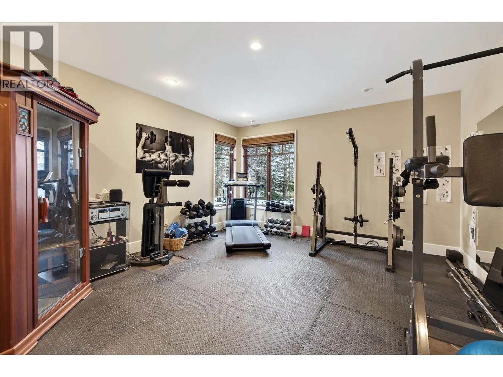 3080 Kicking Horse Drive