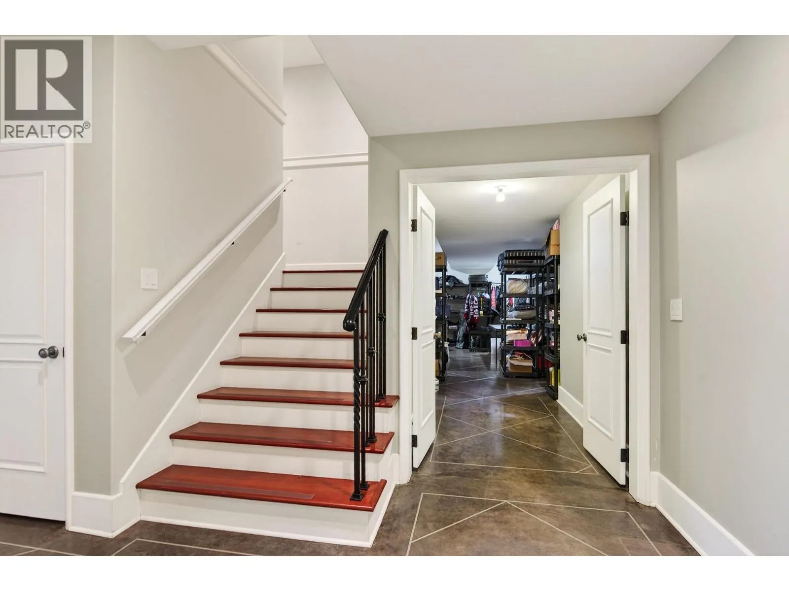 3080 Kicking Horse Drive