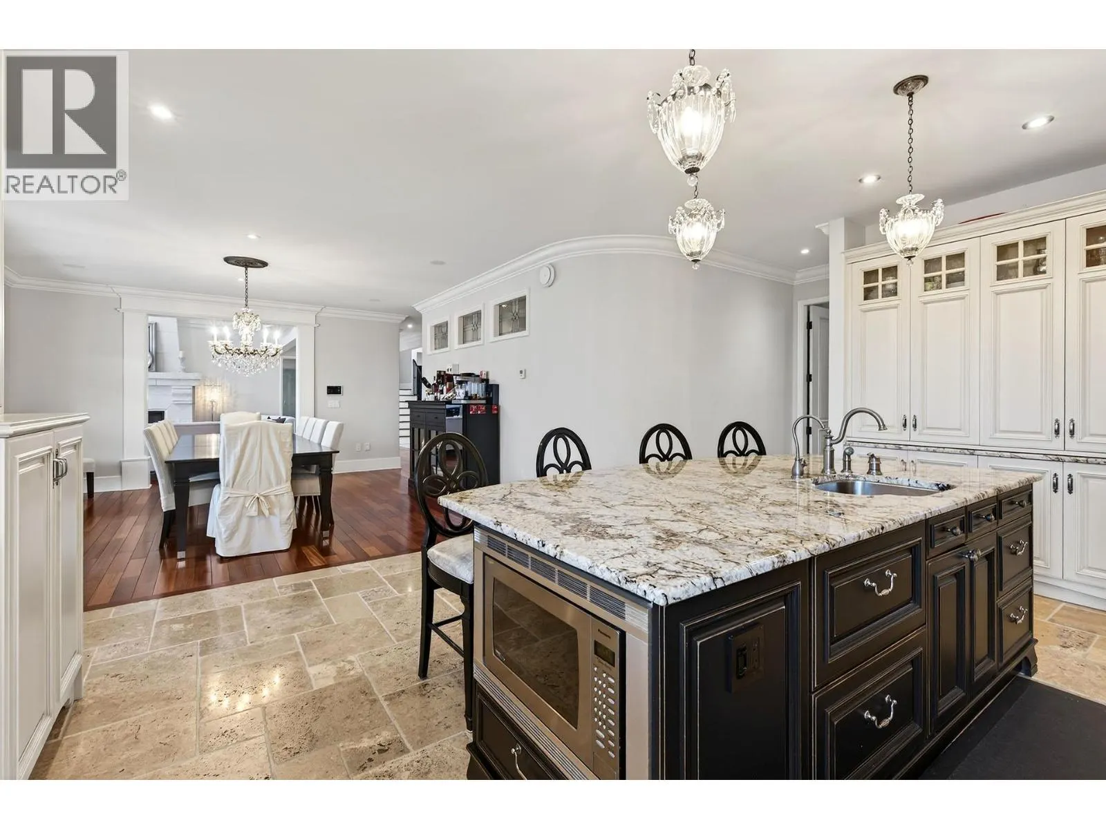 3080 Kicking Horse Drive