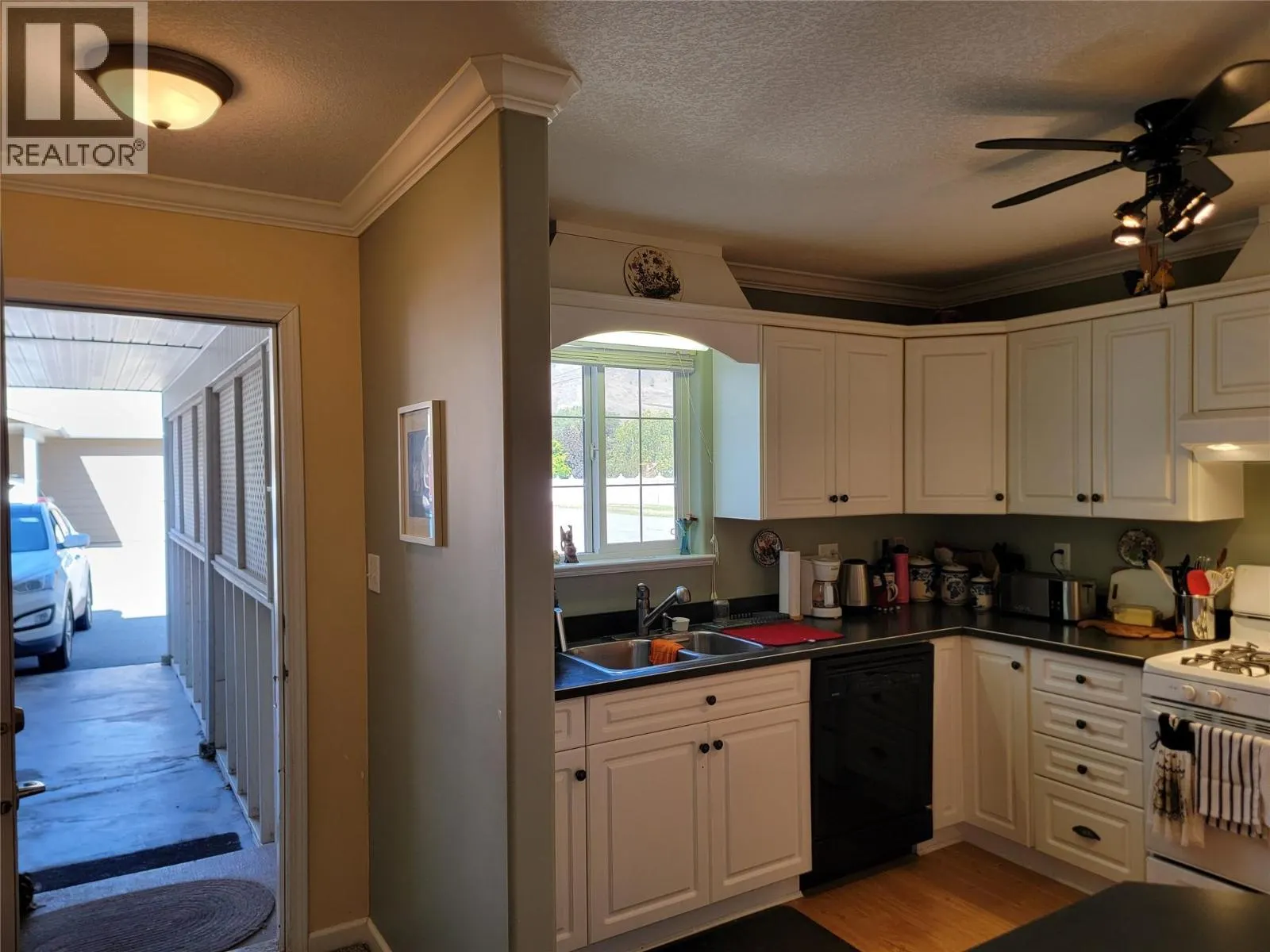 522 Vansanten Road Unit# 5