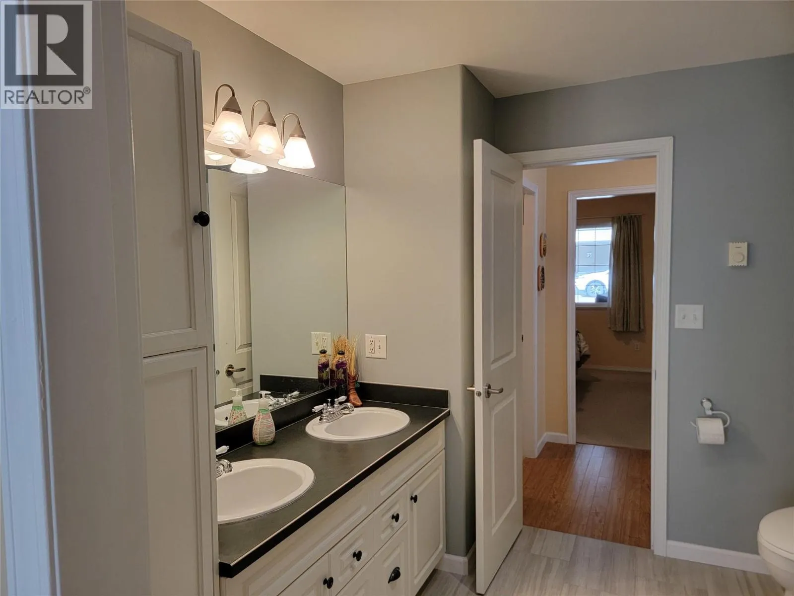 522 Vansanten Road Unit# 5
