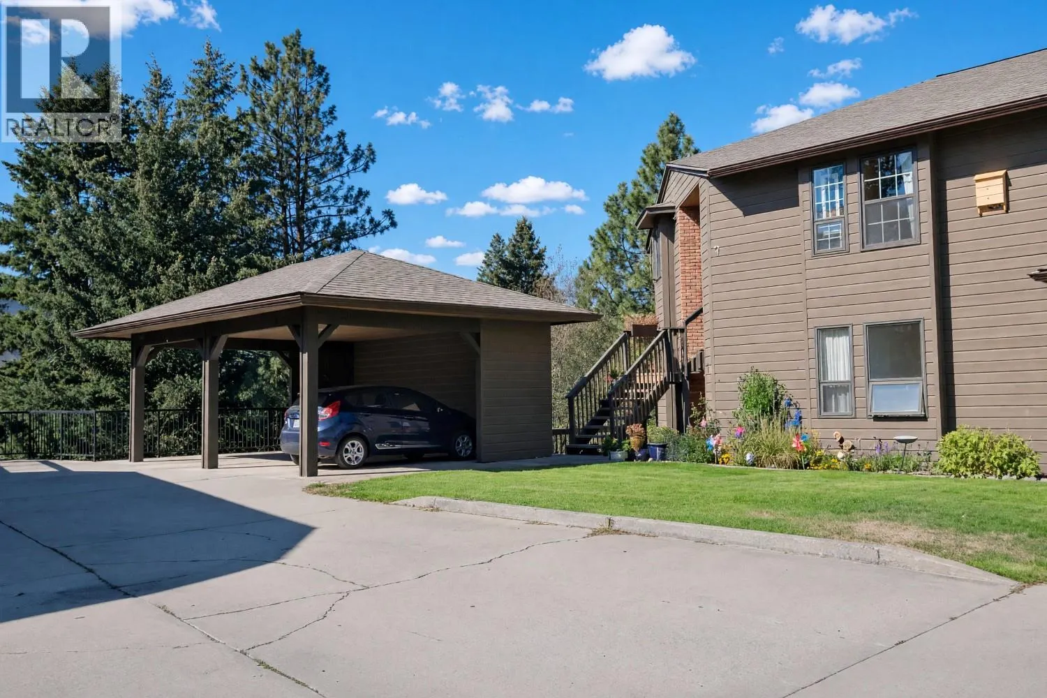 144 Sumac Ridge Drive Unit# 5