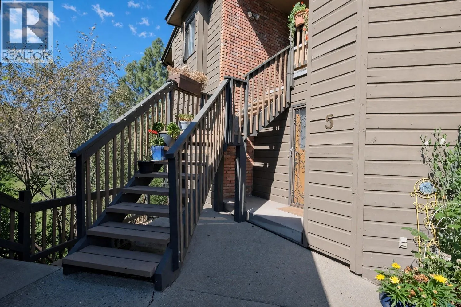 144 Sumac Ridge Drive Unit# 5