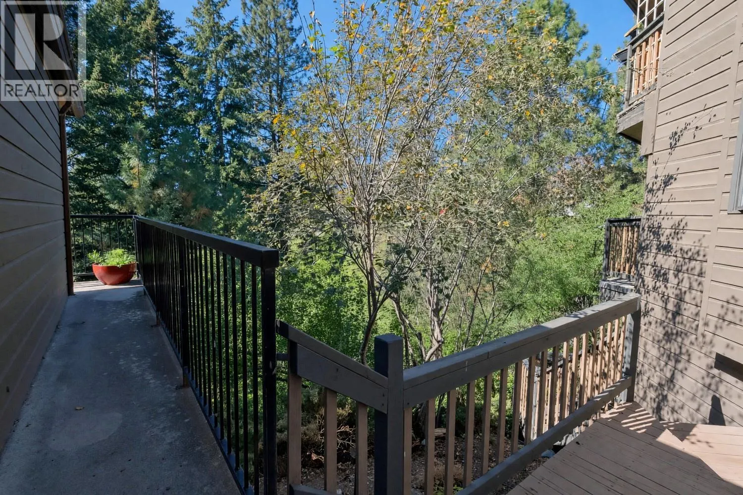 144 Sumac Ridge Drive Unit# 5