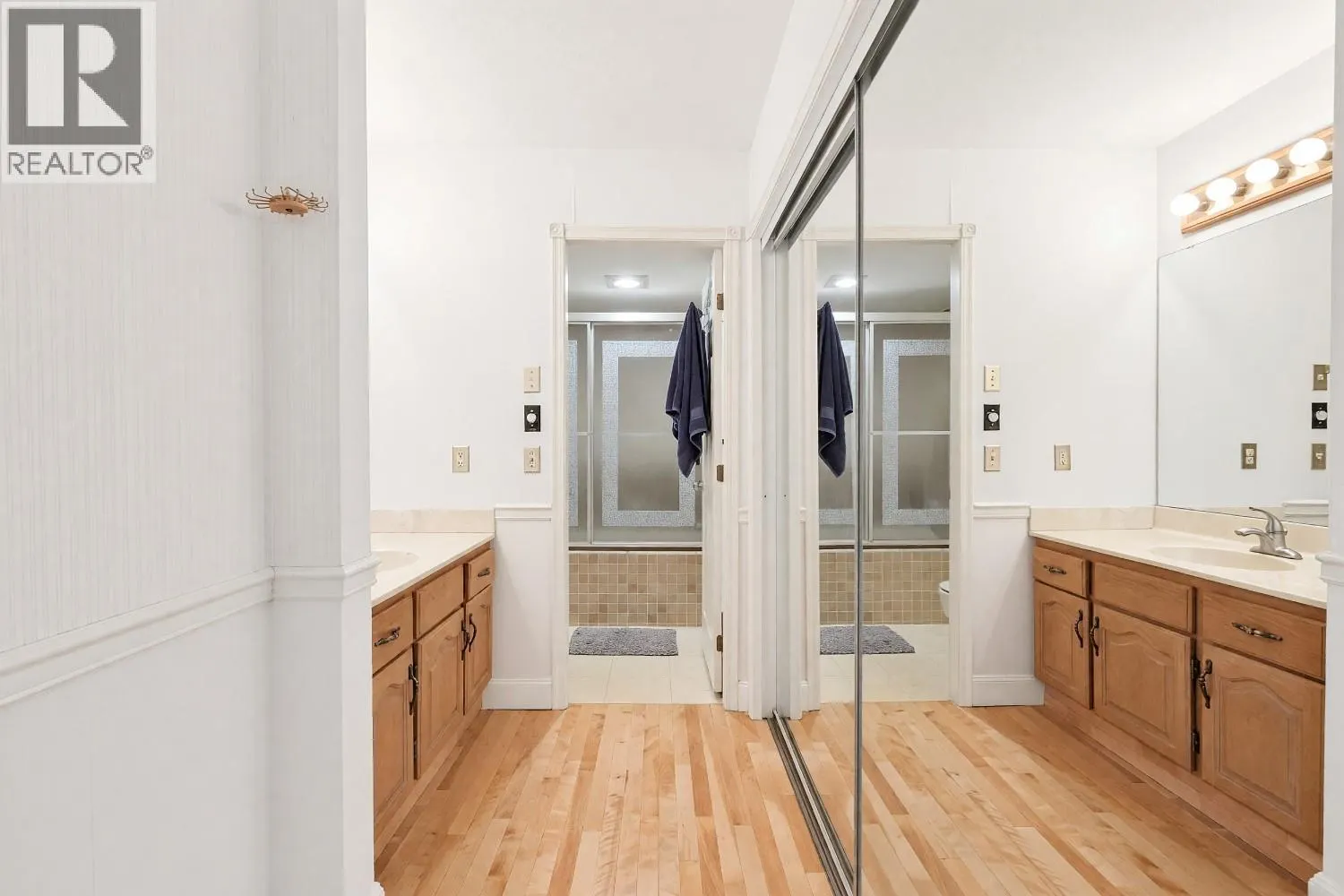144 Sumac Ridge Drive Unit# 5