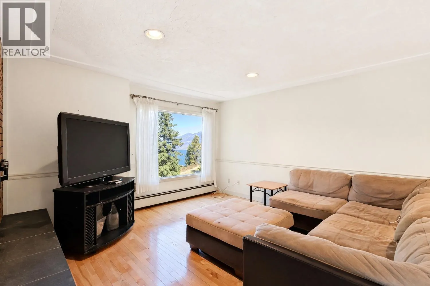 144 Sumac Ridge Drive Unit# 5