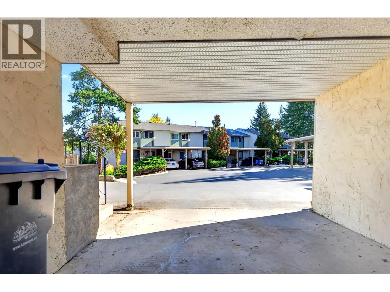 1469 SPRINGHILL Drive Unit# 38