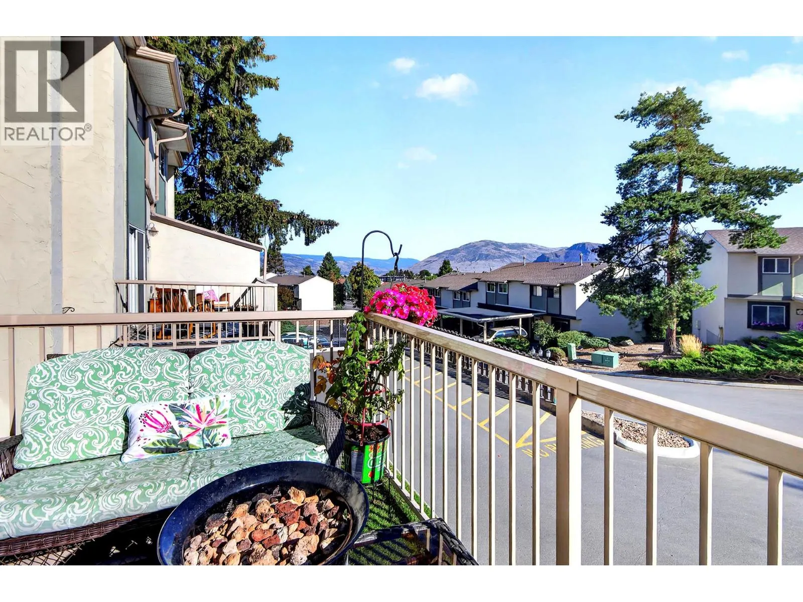 1469 SPRINGHILL Drive Unit# 38