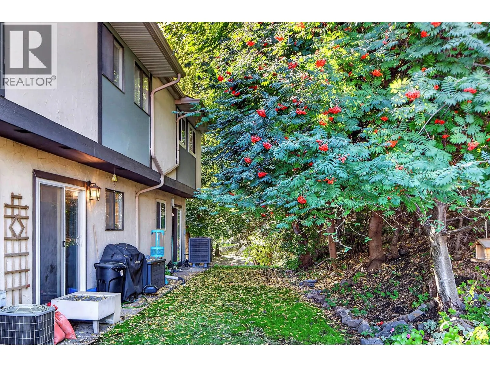 1469 SPRINGHILL Drive Unit# 38