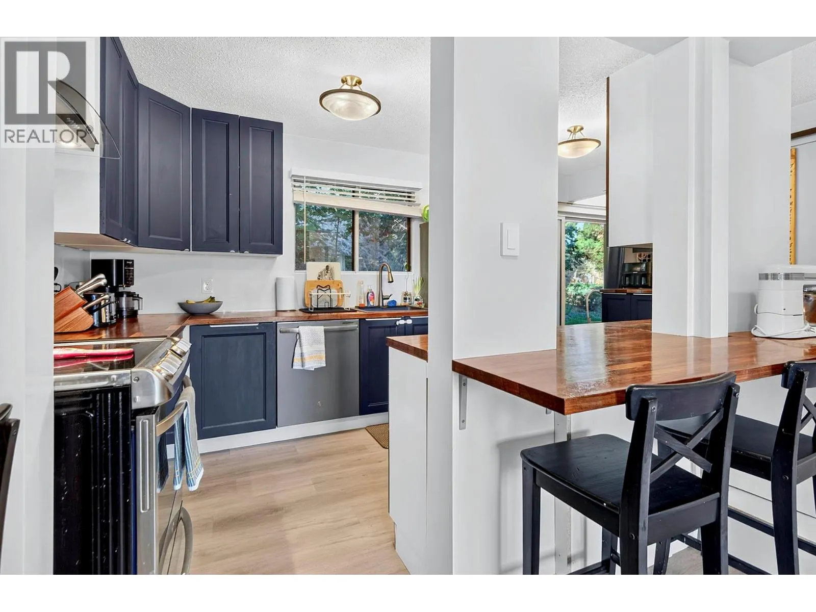 1469 SPRINGHILL Drive Unit# 38
