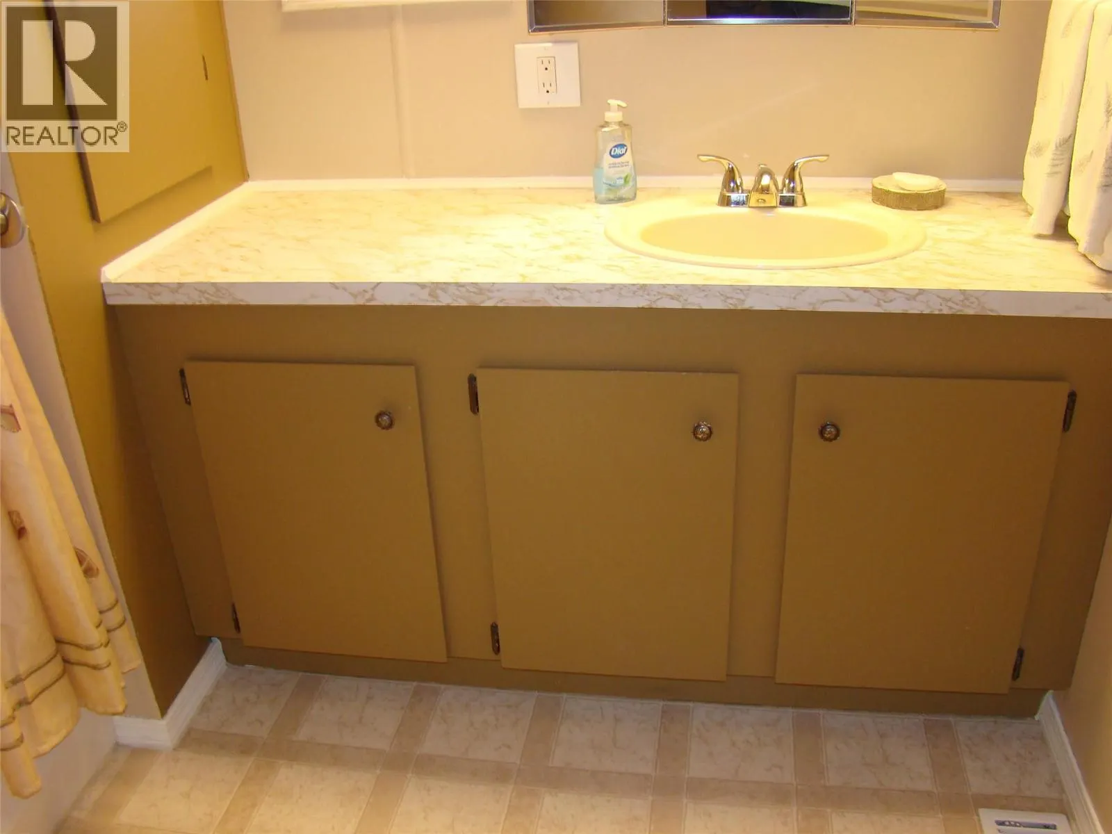 5484 25 Avenue Unit# 41