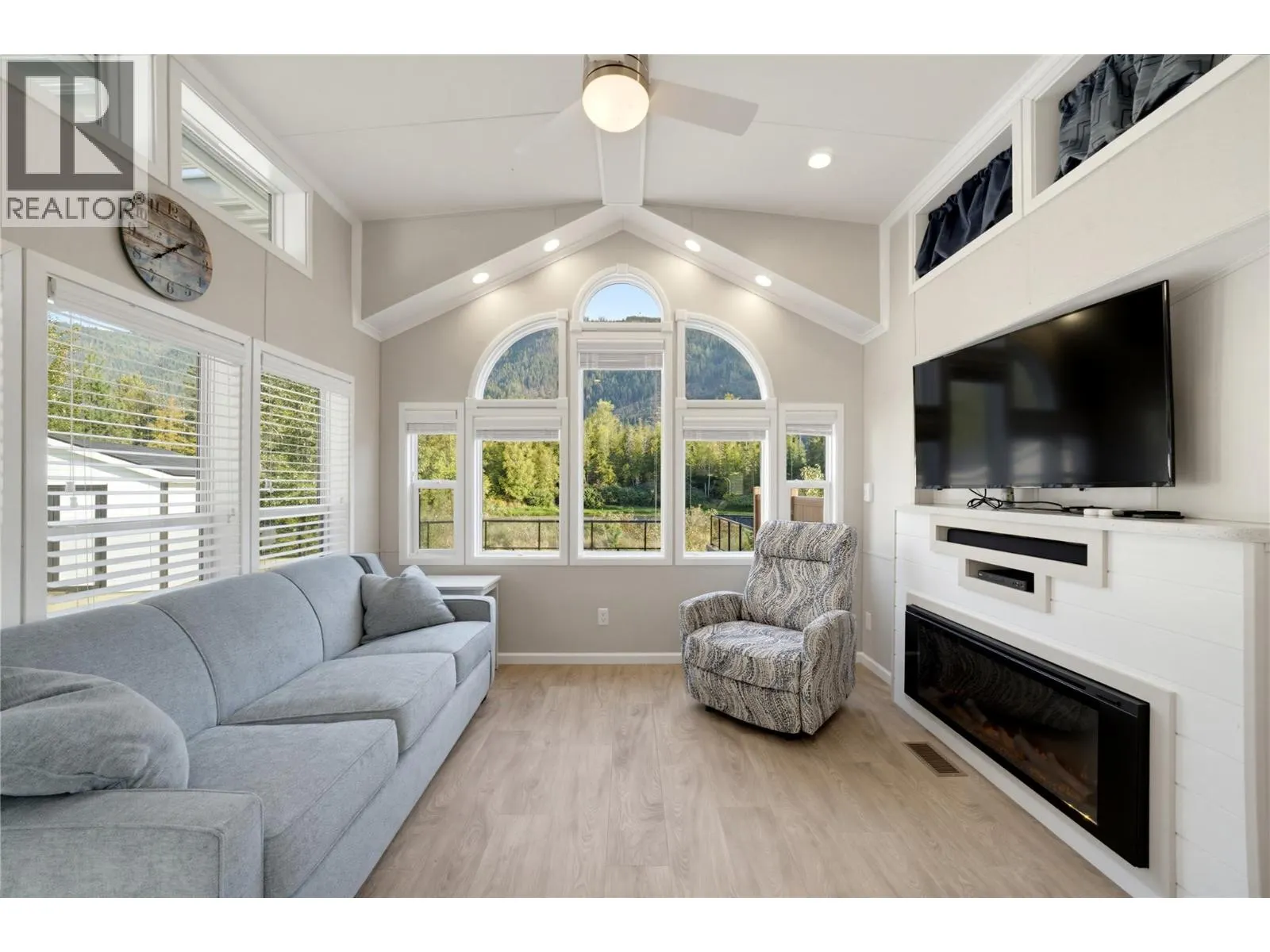 1383 Silver Sands Road Unit# 68