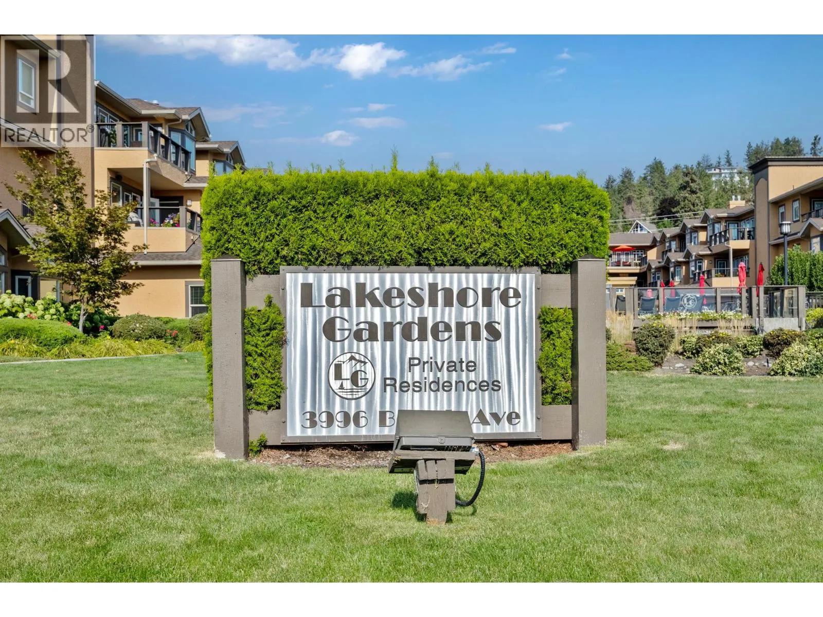 3996 Beach Avenue Unit# 327 Lot# 99