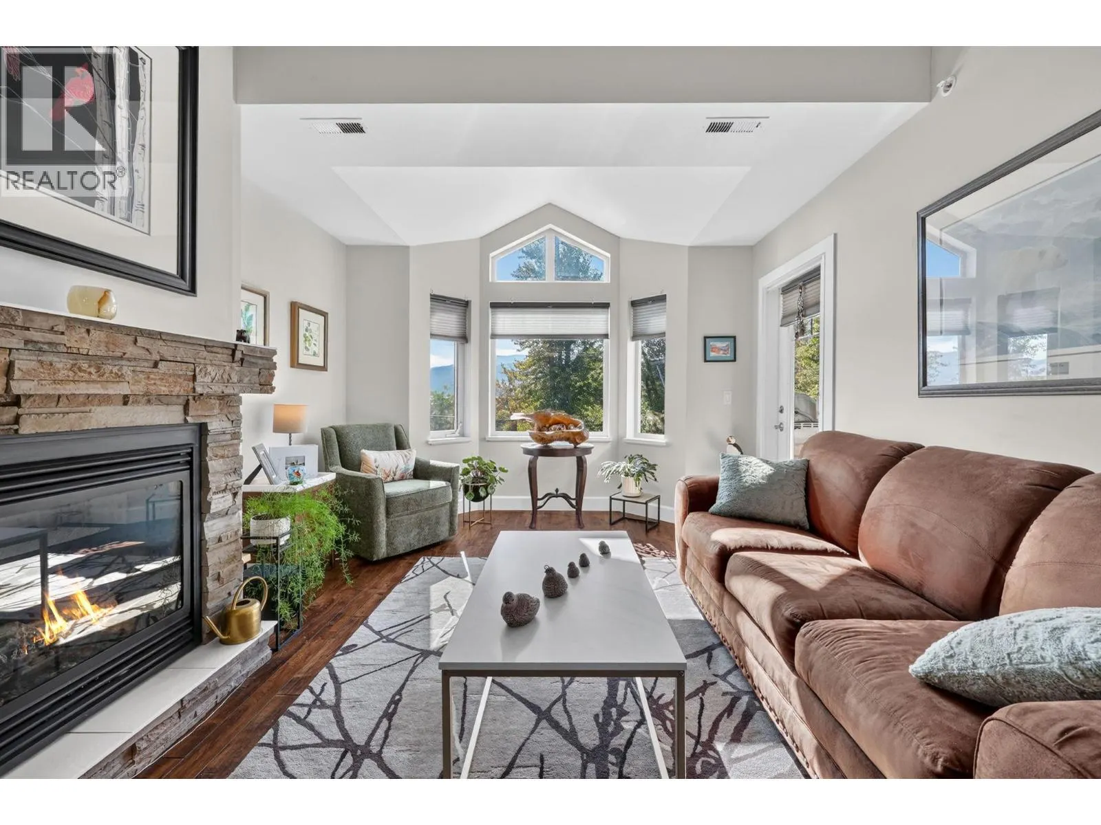 3996 Beach Avenue Unit# 327 Lot# 99