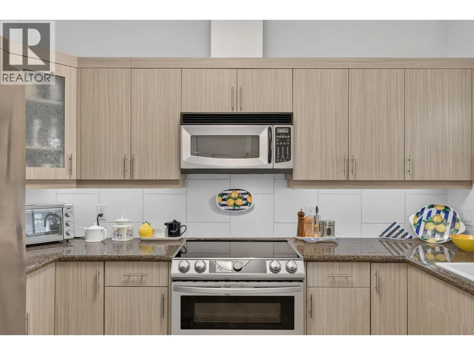 3996 Beach Avenue Unit# 327 Lot# 99