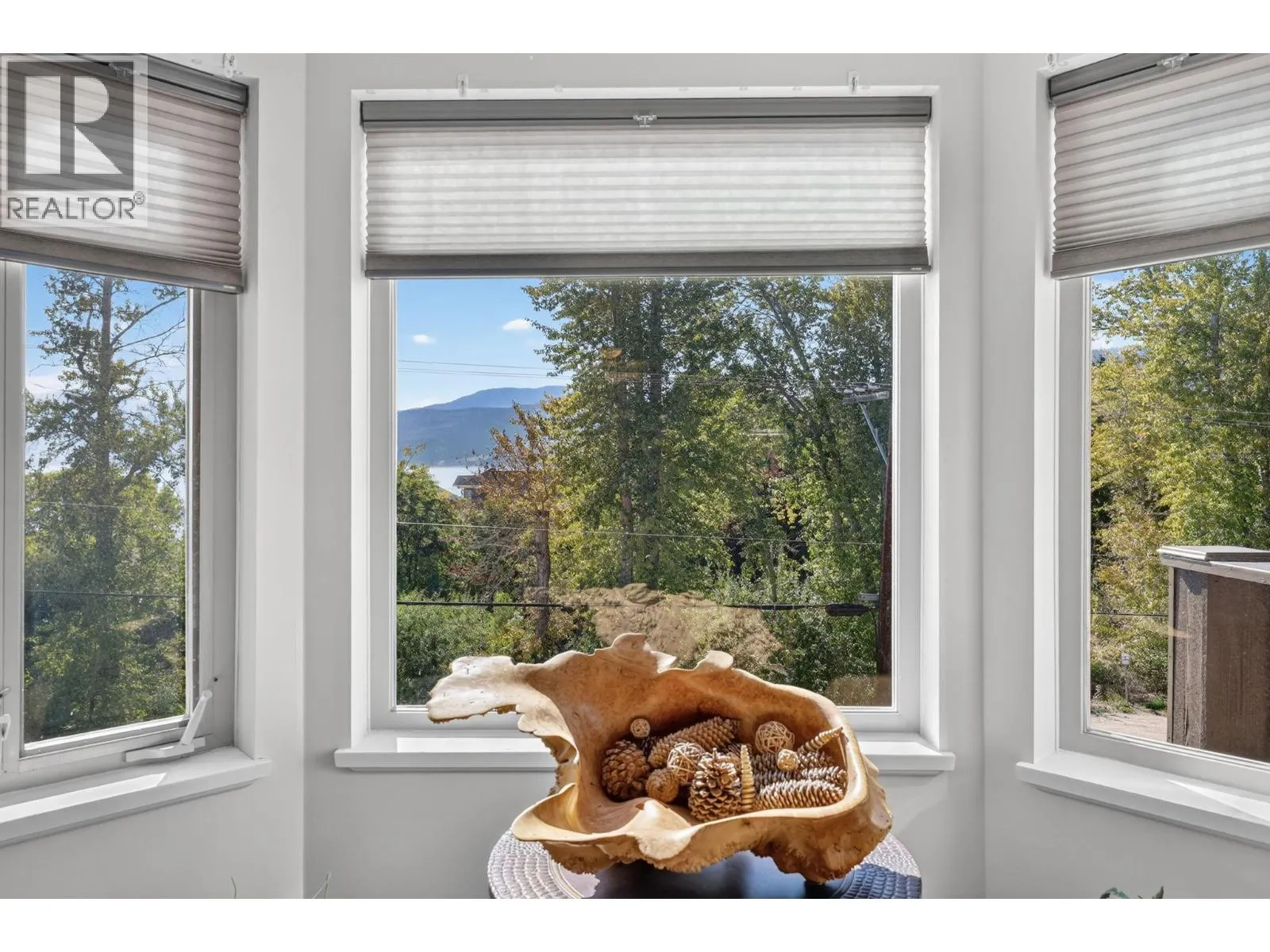 3996 Beach Avenue Unit# 327 Lot# 99