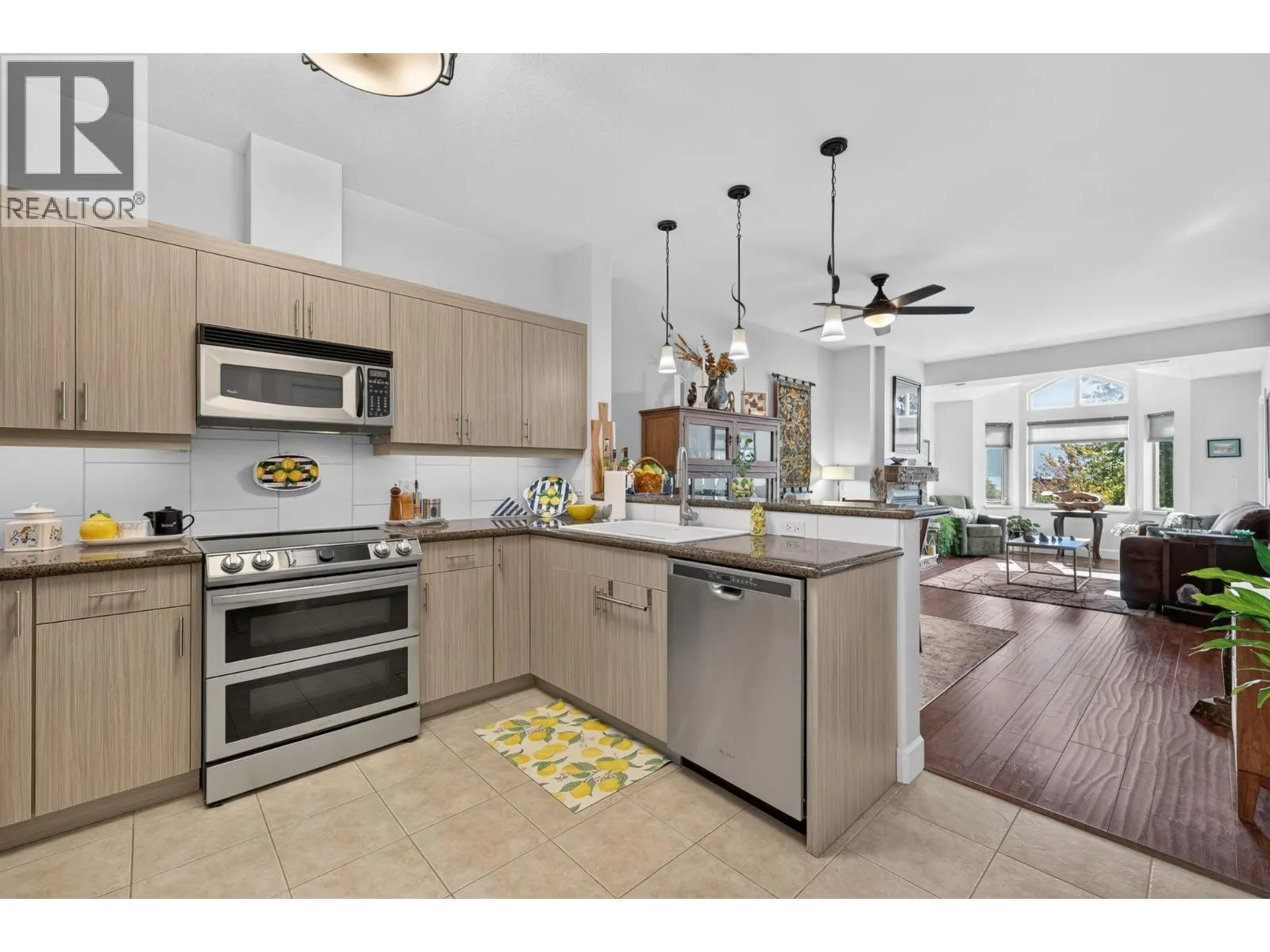 3996 Beach Avenue Unit# 327 Lot# 99