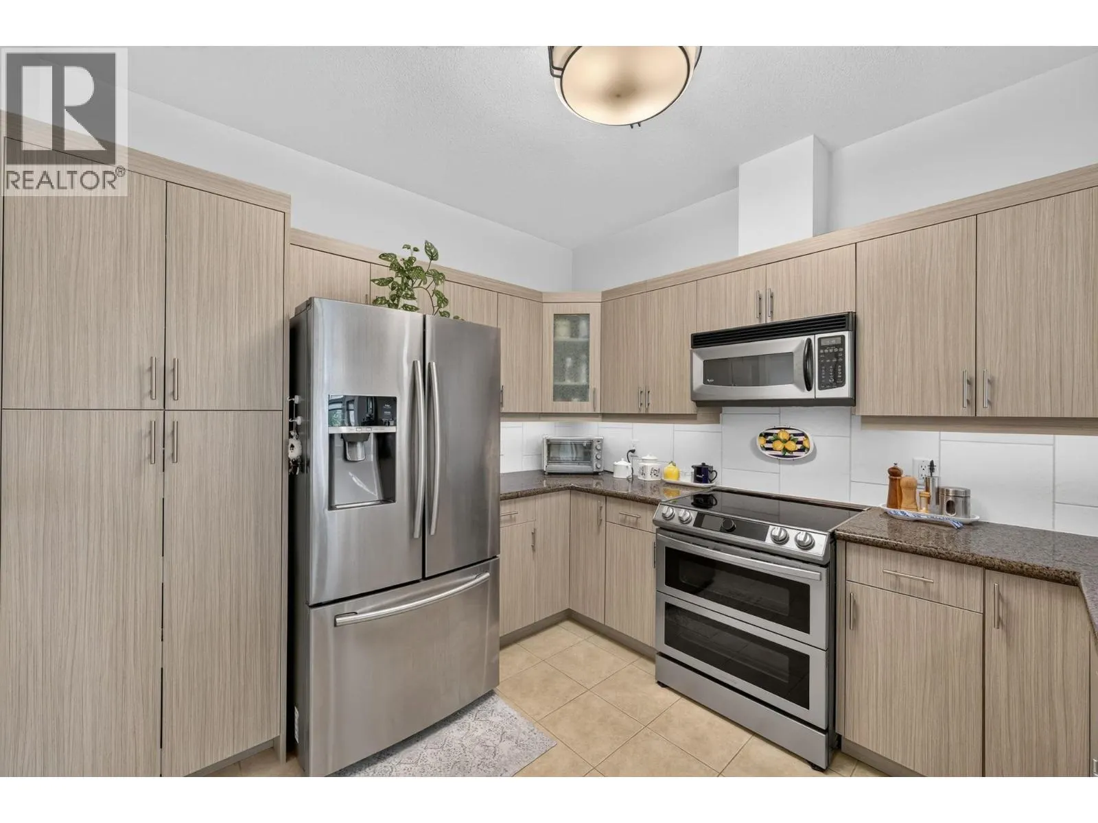 3996 Beach Avenue Unit# 327 Lot# 99