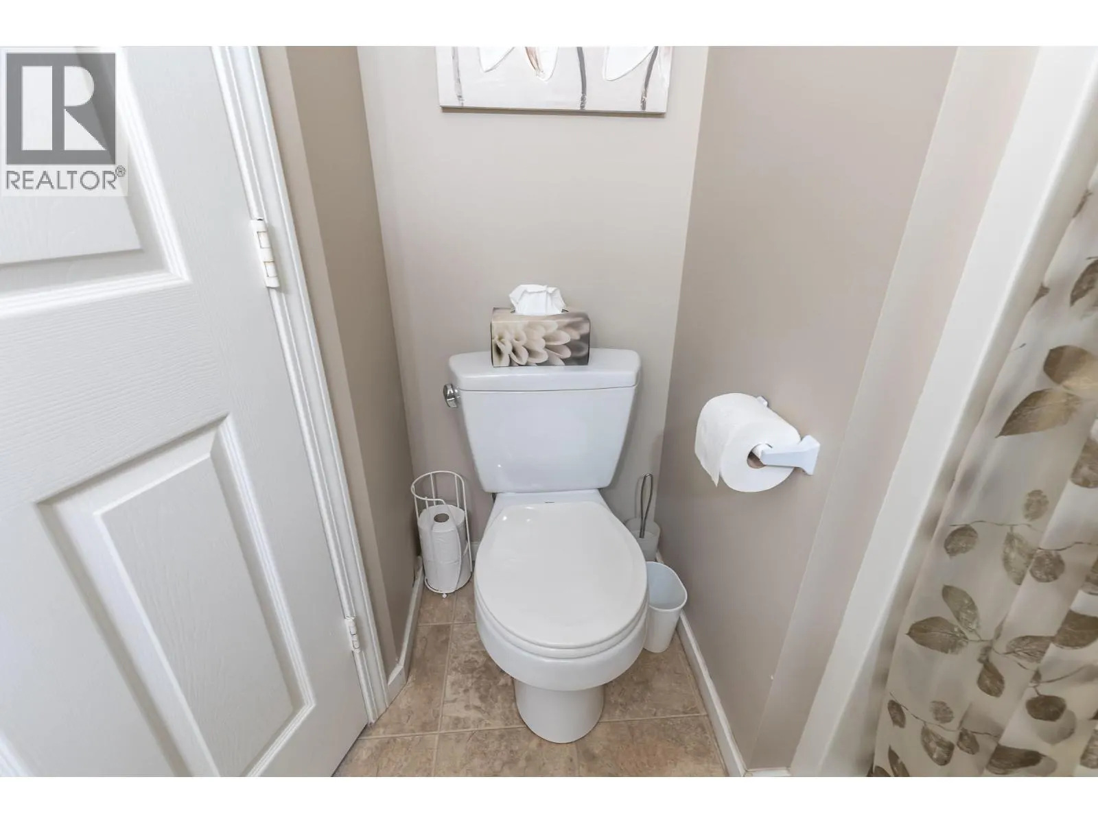 2200 40 Avenue Unit# 3