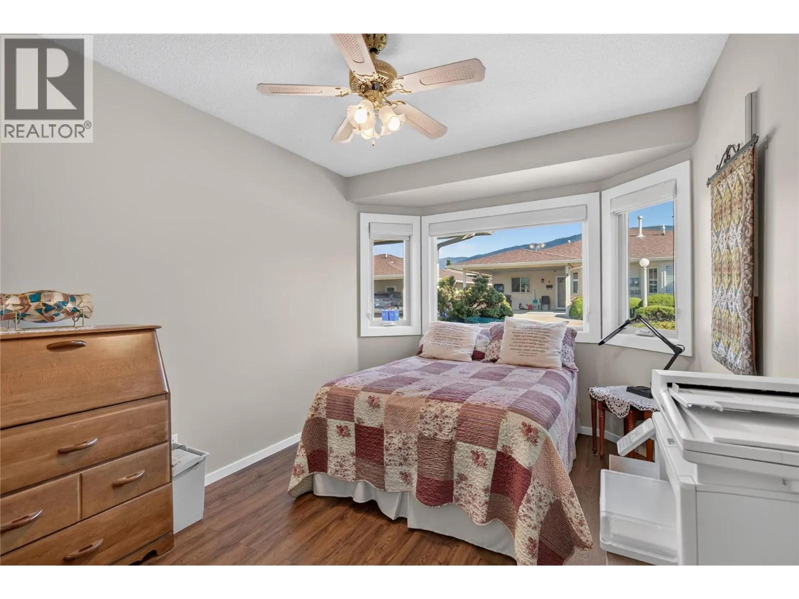 2200 40 Avenue Unit# 3