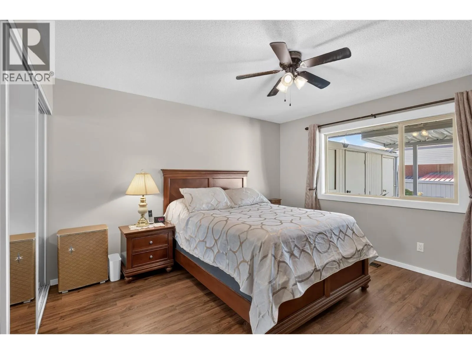 2200 40 Avenue Unit# 3