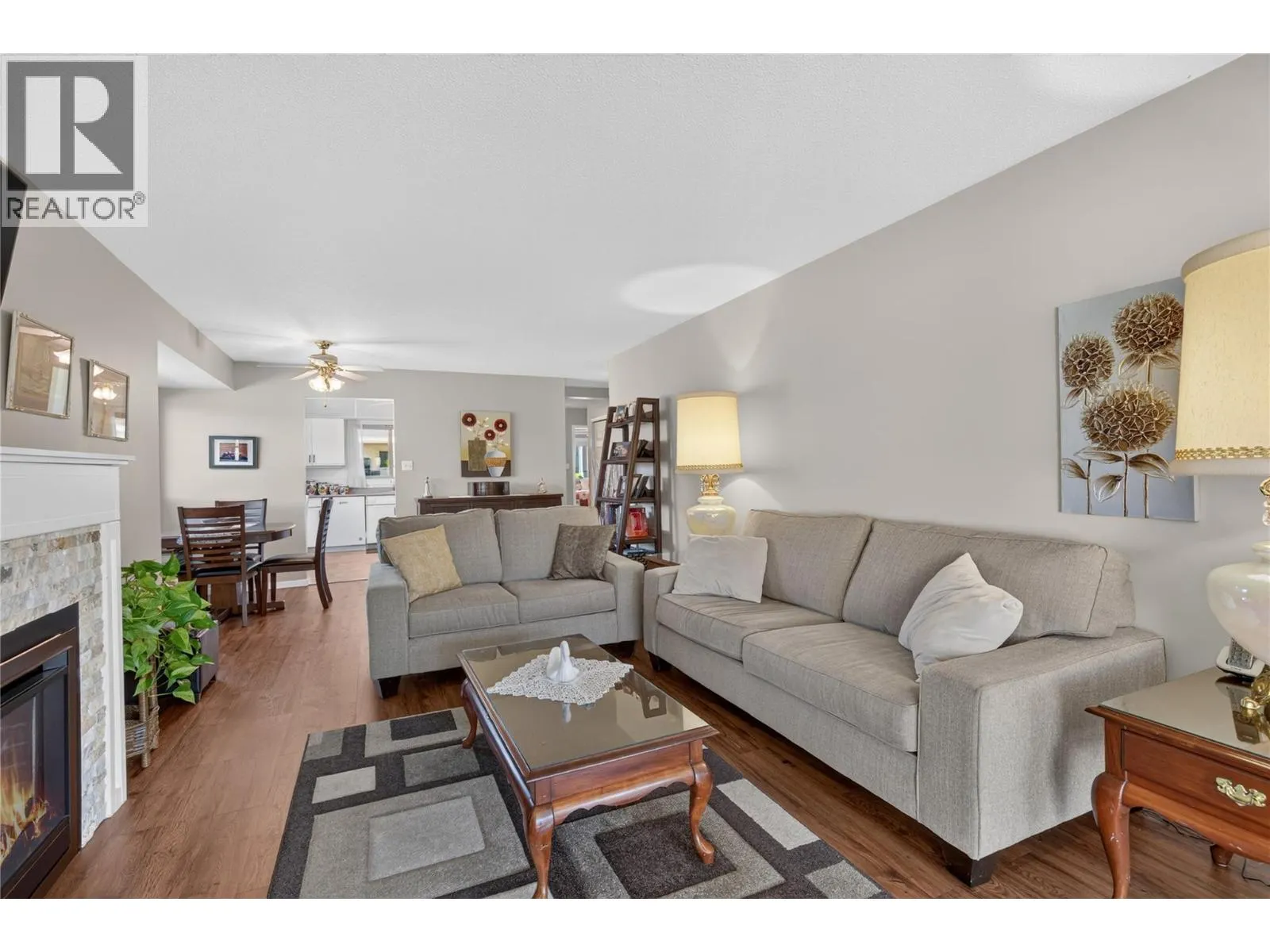 2200 40 Avenue Unit# 3