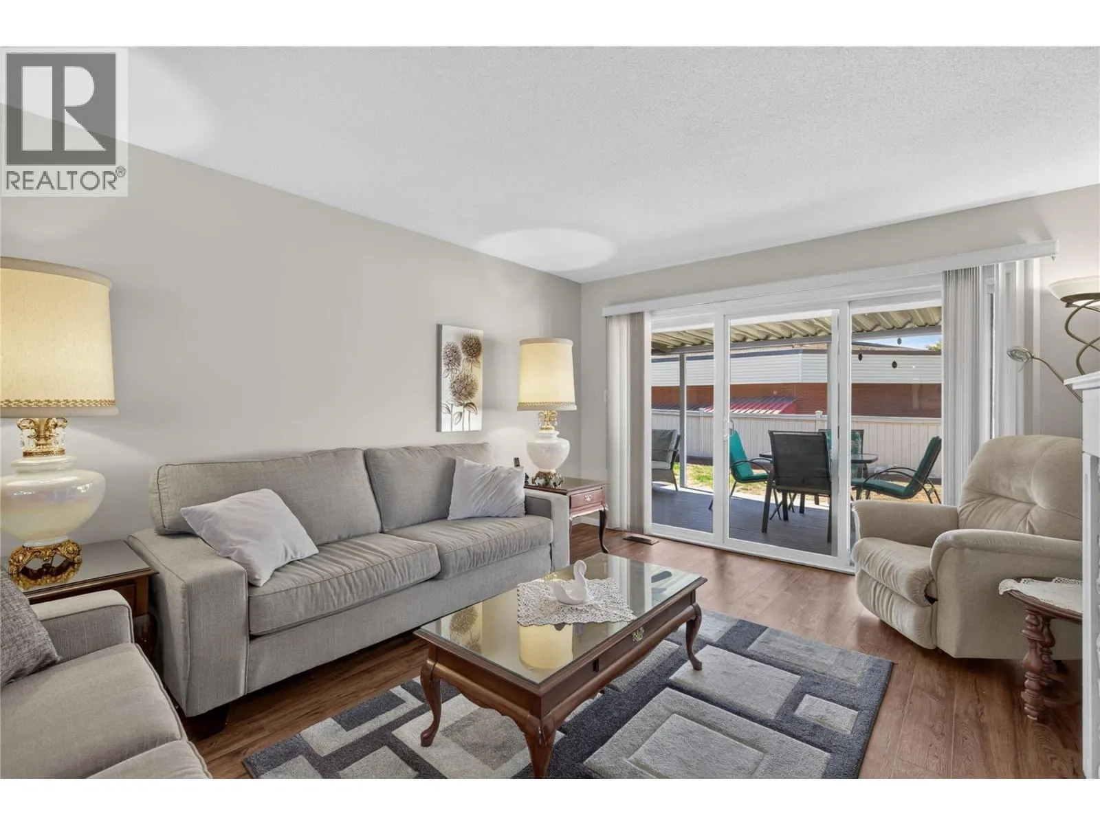 2200 40 Avenue Unit# 3