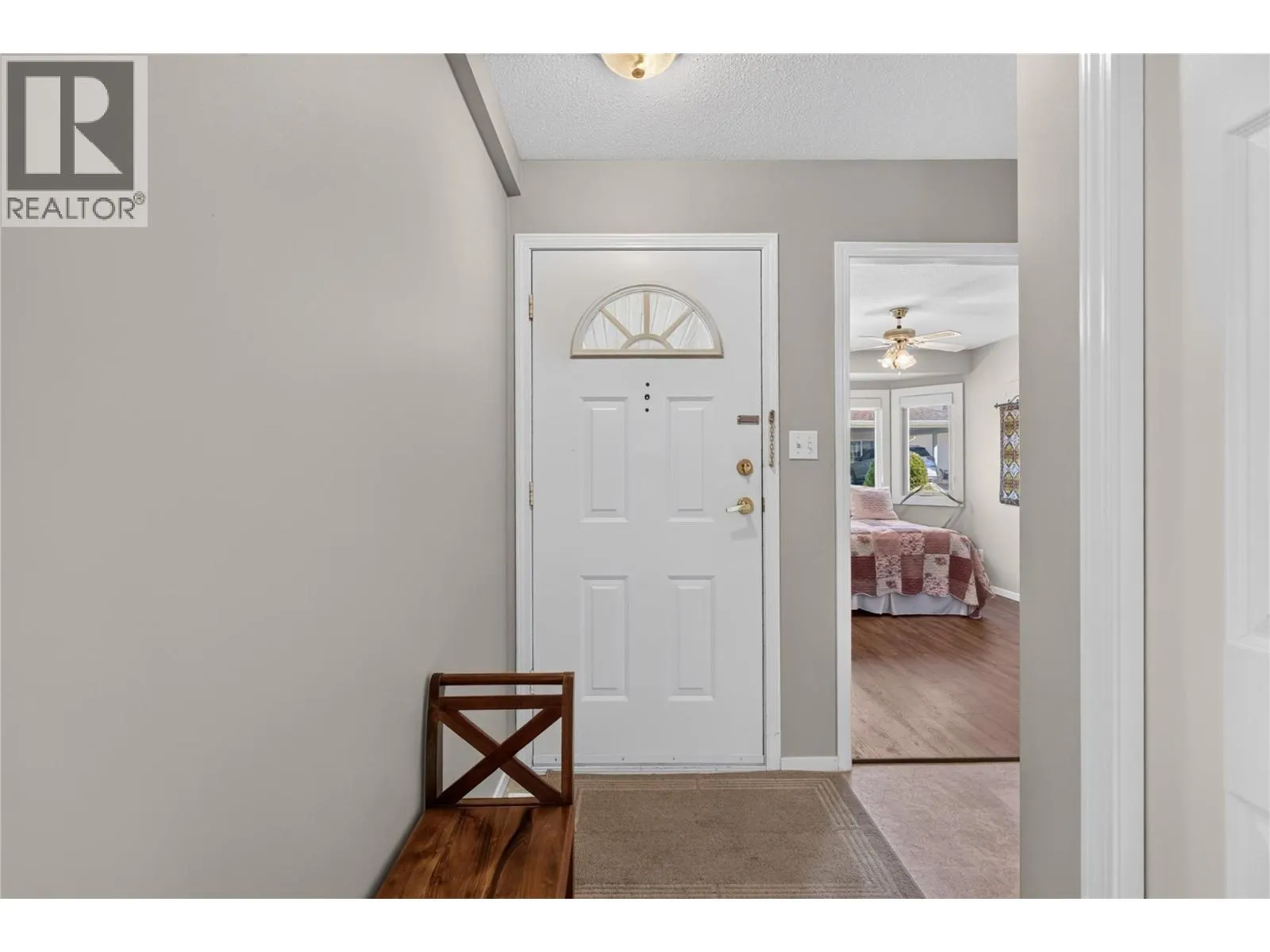 2200 40 Avenue Unit# 3